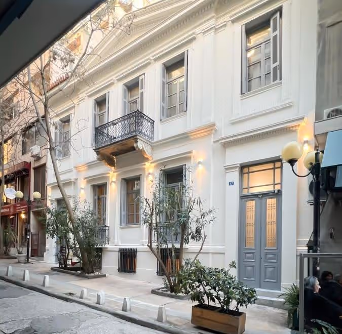 When in Athens hostel exterior in Exarchia